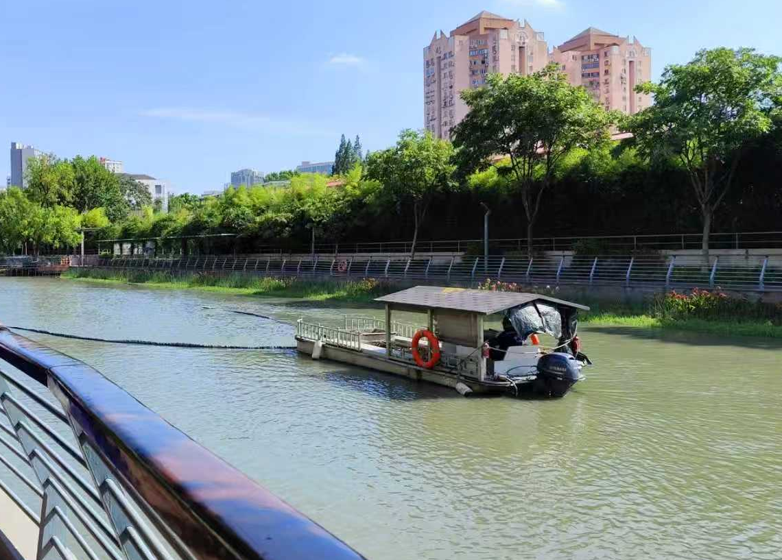 20251009水利行业多措并举保障国庆中秋期间全市河湖水环境面貌（水利中心）内网+申水 (1).png