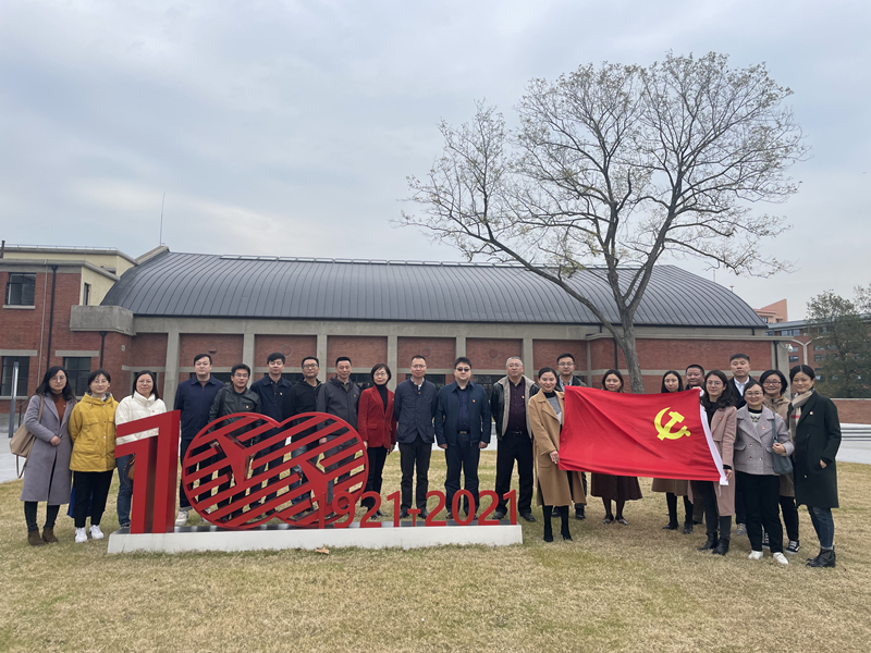 微信图片_20211212112418_副本.jpg