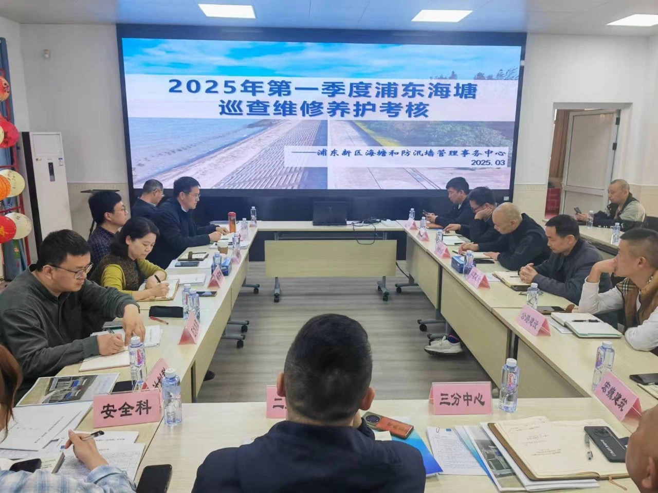  浦东新区开展海塘第一季度养护考核
